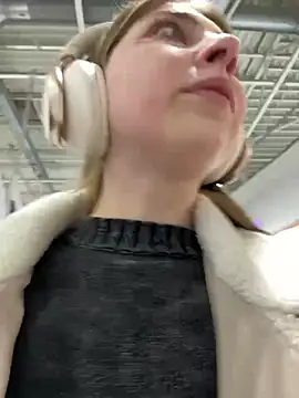 Sunny   Bunny online show from January 15, 3:07 pm