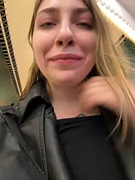 Sunny   Bunny online show from March 2, 5:14 pm