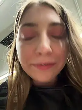 Sunny   Bunny online show from March 4, 5:34 pm