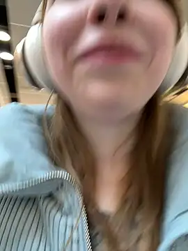 Sunny   Bunny online show from March 17, 2:01 pm