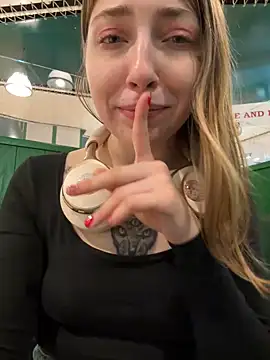 Sunny   Bunny online show from March 17, 5:05 pm