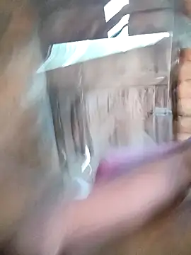 Snapshot of paugrande453 chatting on December 8, 8:47 pm paugrande453 online show from December 8, 8:47 pm