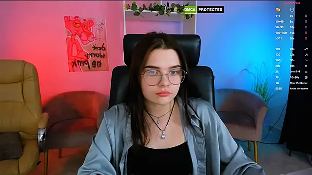 Snapshot of pure_radiance1 chatting on February 13, 4:07 pm pure radiance1 online show from February 13, 4:07 pm