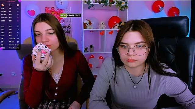 Snapshot of pure_radiance1 chatting on February 18, 4:16 pm pure radiance1 online show from February 18, 4:16 pm