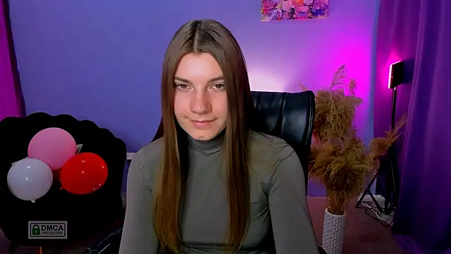 Snapshot of pure_radiance1 chatting on February 23, 12:37 pm pure radiance1 online show from February 23, 12:37 pm