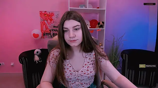 Snapshot of pure_radiance1 chatting on March 6, 9:47 am pure radiance1 online show from March 6, 9:47 am