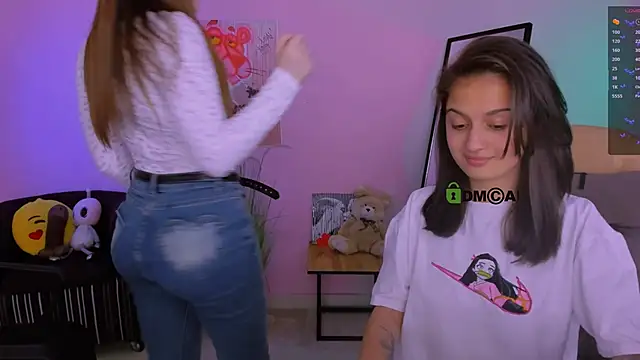 Snapshot of pure_radiance1 chatting on October 6, 12:46 pm pure radiance1 online show from October 6, 12:46 pm