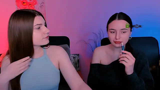 Snapshot of pure_radiance1 chatting on November 23, 10:26 am pure radiance1 online show from November 23, 10:26 am