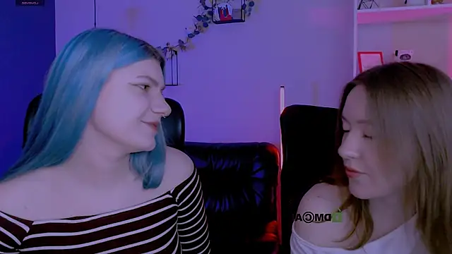 pure radiance1 online show from April 29, 9:02 am