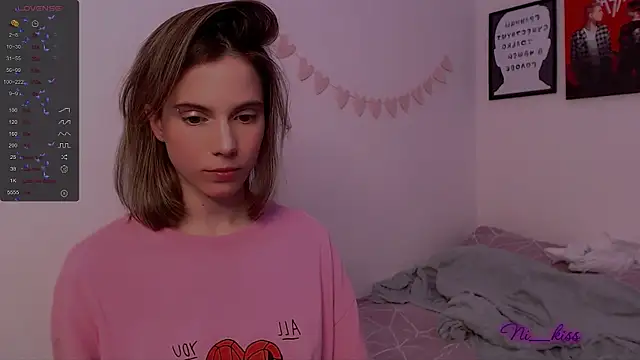  ni kiss online show from March 22, 7:42 pm