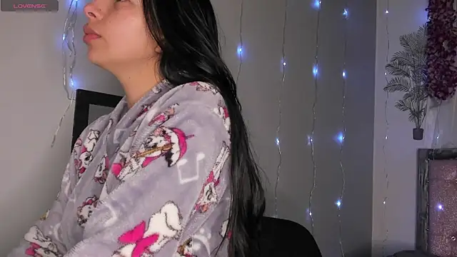 Snapshot of keyla_meow chatting on March 21, 12:28 pm keyla meow online show from March 21, 12:28 pm