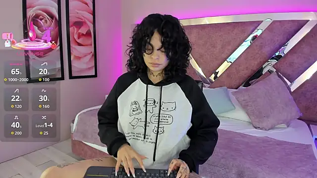 Snapshot of KatherineGomez chatting on November 15, 2:53 am KatherineGomez online show from November 15, 2:53 am