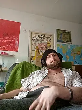 Ozomitro online show from February 17, 2:15 pm