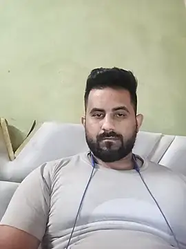 Snapshot of Vickymehra005 chatting on January 12, 10:45 am Vickymehra005 online show from January 12, 10:45 am