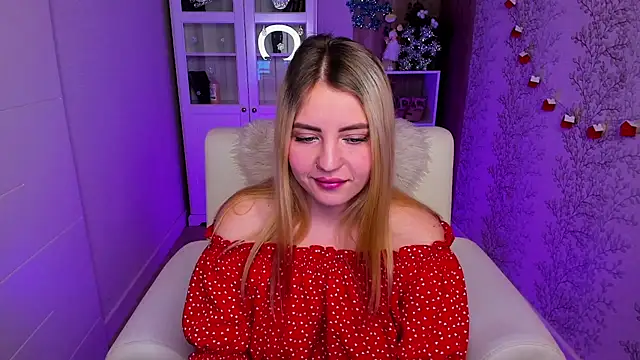 Snapshot of Ashley_Rous chatting on January 10, 4:44 am Ashley Rous online show from January 10, 4:44 am
