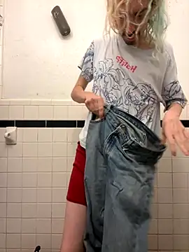 tallnerdyguy online show from October 6, 9:23 pm