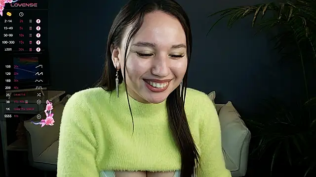 Snapshot of margeriTirell chatting on December 5, 2:31 am margeriTirell online show from December 5, 2:31 am