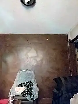 Snapshot of ivylee31 chatting on December 11, 8:39 pm ivylee31 online show from December 11, 8:39 pm