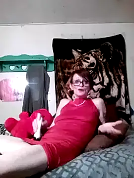 Snapshot of ivylee31 chatting on December 28, 3:26 am ivylee31 online show from December 28, 3:26 am