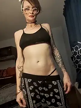 Snapshot of ivylee31 chatting on January 15, 11:30 pm ivylee31 online show from January 15, 11:30 pm