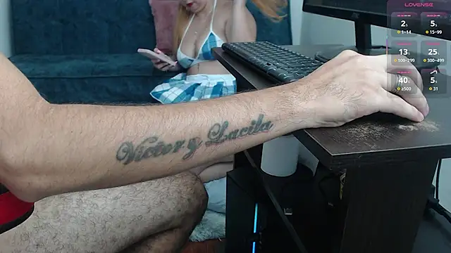 Snapshot of sophia_frank chatting on October 1, 1:17 pm sophia frank online show from October 1, 1:17 pm