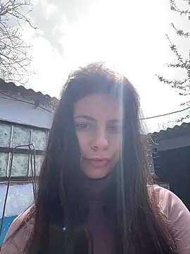 CurlyLara online show from April 14, 11:49 am