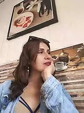 Alysson-- online show from January 14, 3:57 pm