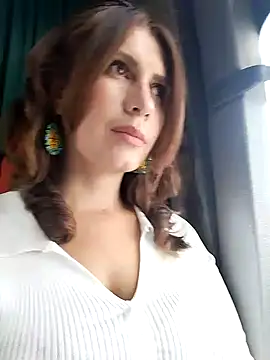 Alysson-- online show from January 28, 1:16 pm