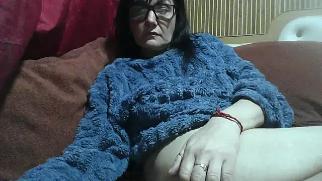 AlanaLaDream online show from March 15, 4:21 pm