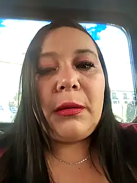 sara pineros online show from March 6, 1:46 pm