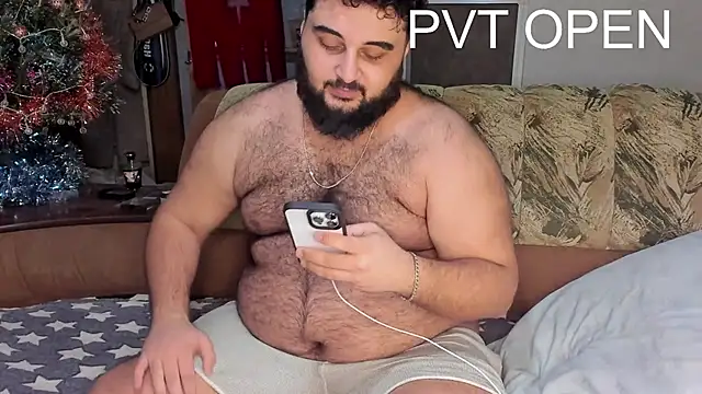 Snapshot of teddy_alan chatting on February 20, 2:13 pm teddy alan online show from February 20, 2:13 pm