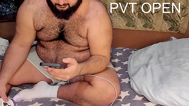 Snapshot of teddy_alan chatting on February 24, 8:14 pm teddy alan online show from February 24, 8:14 pm