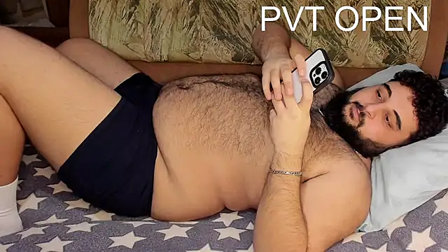 Snapshot of teddy_alan chatting on February 26, 4:56 pm teddy alan online show from February 26, 4:56 pm