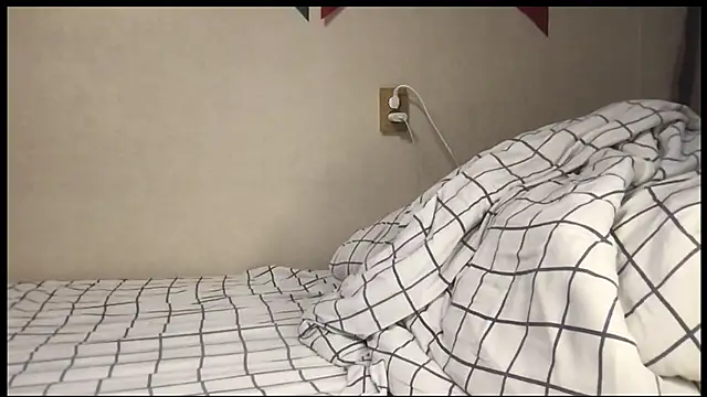 Snapshot of teddy_alan chatting on October 5, 8:56 am teddy alan online show from October 5, 8:56 am