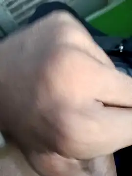 Snapshot of 1010SumiT chatting on October 31, 3:29 am 1010SumiT online show from October 31, 3:29 am