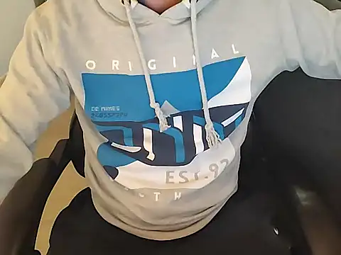 Snapshot of jayb0y61 chatting on December 11, 3:13 am jayb0y61 online show from December 11, 3:13 am