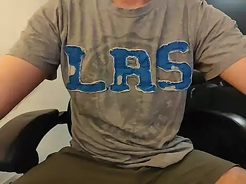 Snapshot of jayb0y61 chatting on October 29, 4:26 am jayb0y61 online show from October 29, 4:26 am