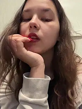 PoppyRobinson online show from December 27, 11:39 am