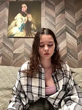 PoppyRobinson online show from January 12, 9:08 am