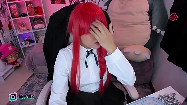 Snapshot of anyburkee chatting on November 18, 1:33 am anyburkee online show from November 18, 1:33 am