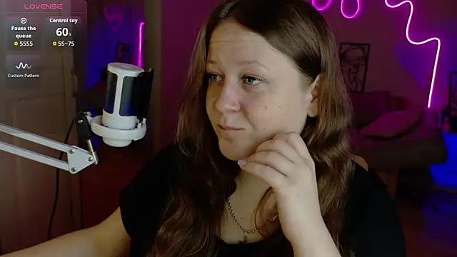 LizzyShine online show from October 19, 4:51 pm