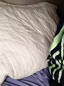 Snapshot of fofinhaa12 chatting on February 15, 3:28 pm fofinhaa12 online show from February 15, 3:28 pm