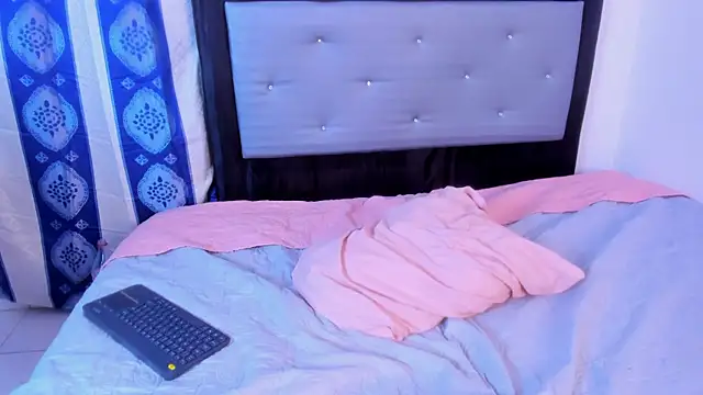 Snapshot of Johhan__Lee chatting on January 9, 5:02 am Johhan Lee online show from January 9, 5:02 am