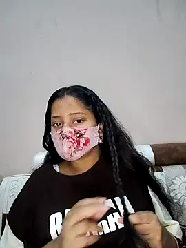 Snapshot of bigtitsqueen chatting on November 15, 4:54 am bigtitsqueen online show from November 15, 4:54 am