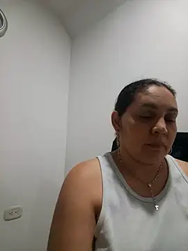 MirandaSoto online show from September 17, 4:03 am