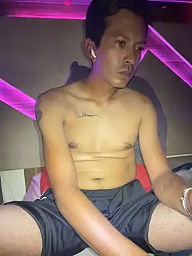 Snapshot of paulkrotz chatting on November 14, 8:24 am paulkrotz online show from November 14, 8:24 am