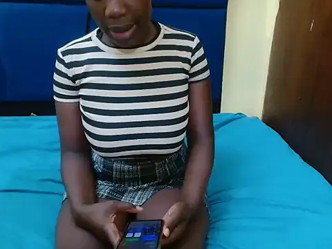 MilkyTitties online show from February 25, 8:35 am