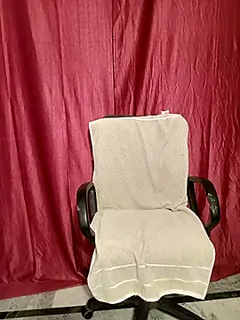 Stripy Doll online show from September 16, 3:24 pm