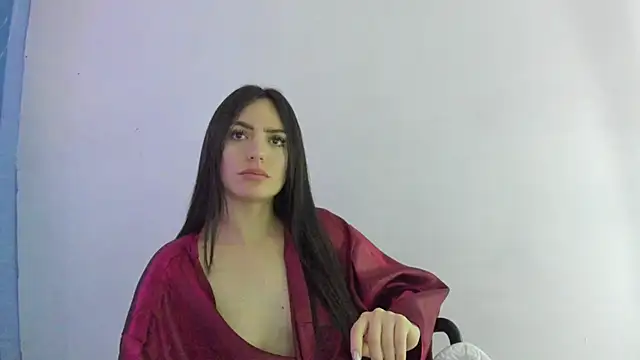 Snapshot of britny_clouds chatting on December 10, 6:28 pm britny clouds online show from December 10, 6:28 pm