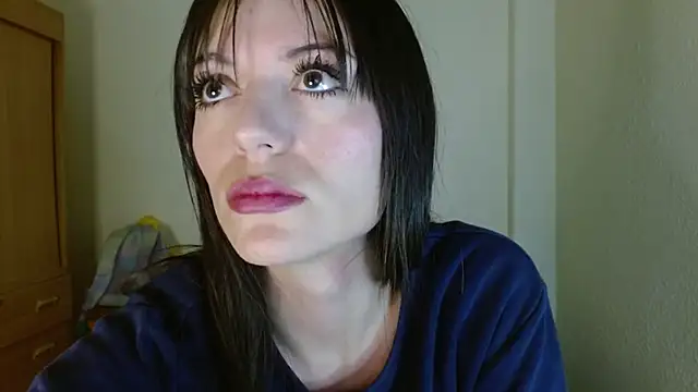 Snapshot of britny_clouds chatting on September 15, 7:36 pm britny clouds online show from September 15, 7:36 pm